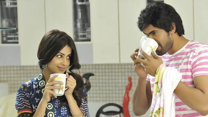 Genelia D’Souza And Rana Daggubati Drinking Coffee In Naa Ishtam
